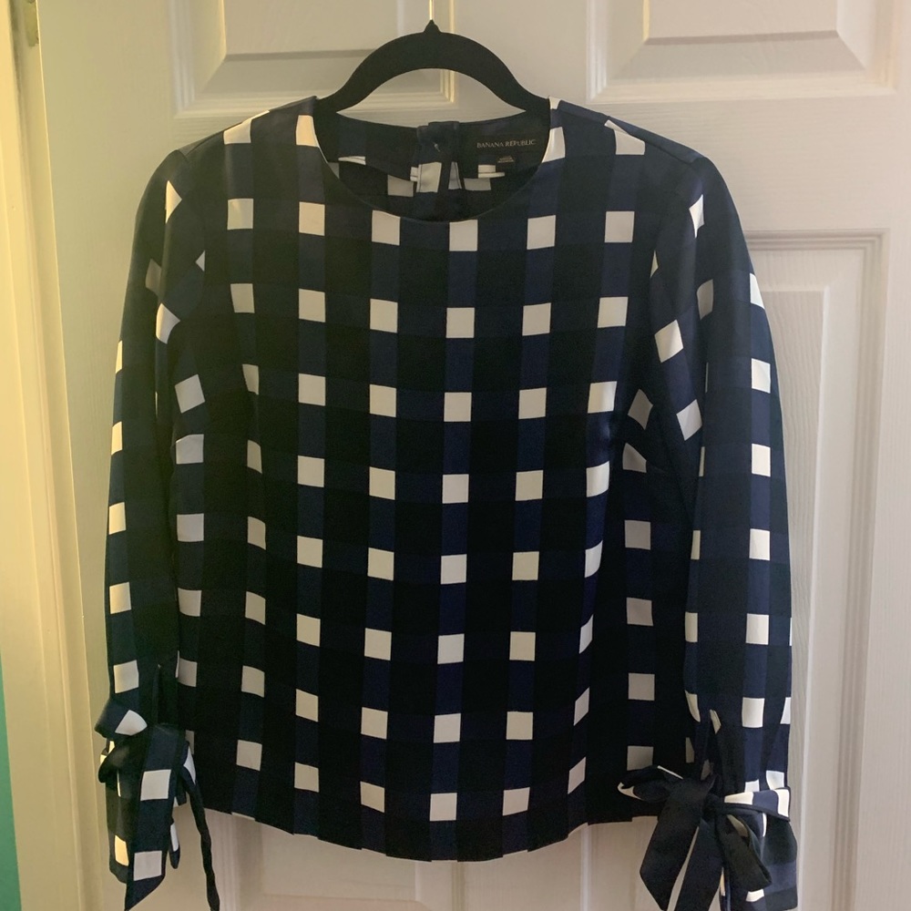 Banana Republic Blouse Size XS
